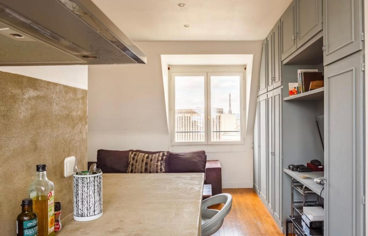 Beautiful Apartment With A View Of Eiffel Tower In Center Paris Dış mekan fotoğraf